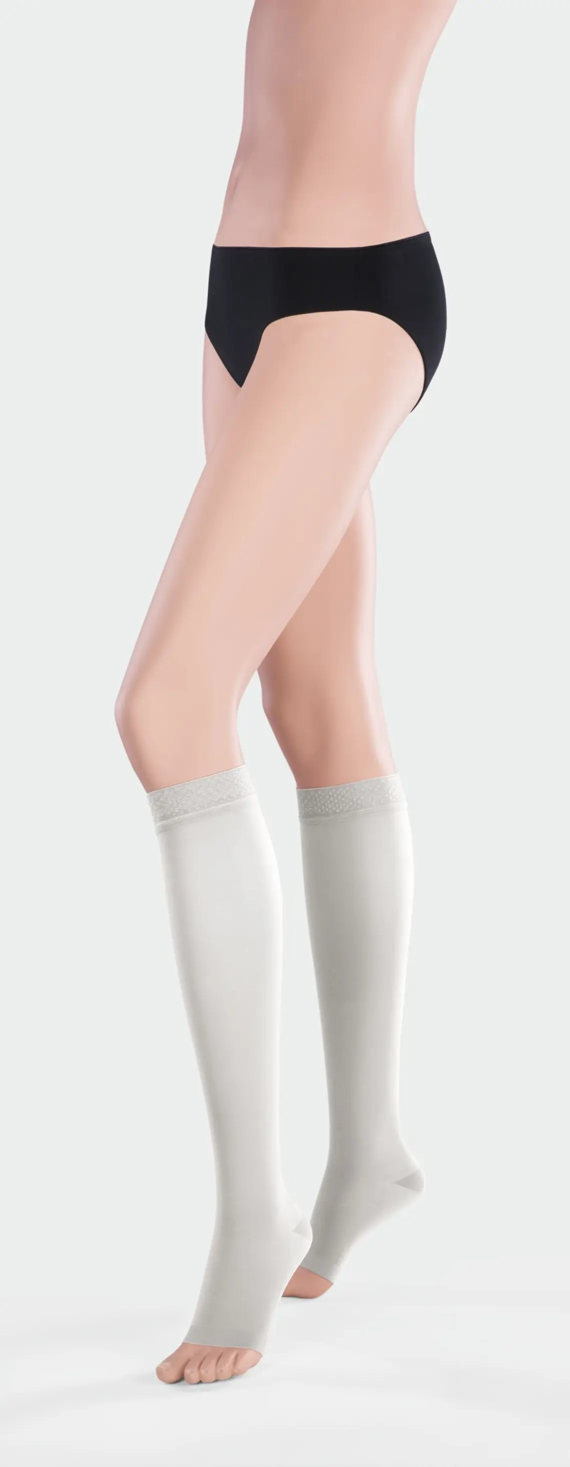 3/4 чорапи за паякообразни и разширени вени, тромбози и при отоци в краката - дамски - бели - без покритие на пръсти